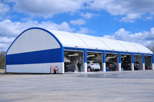 Hangar for service stations